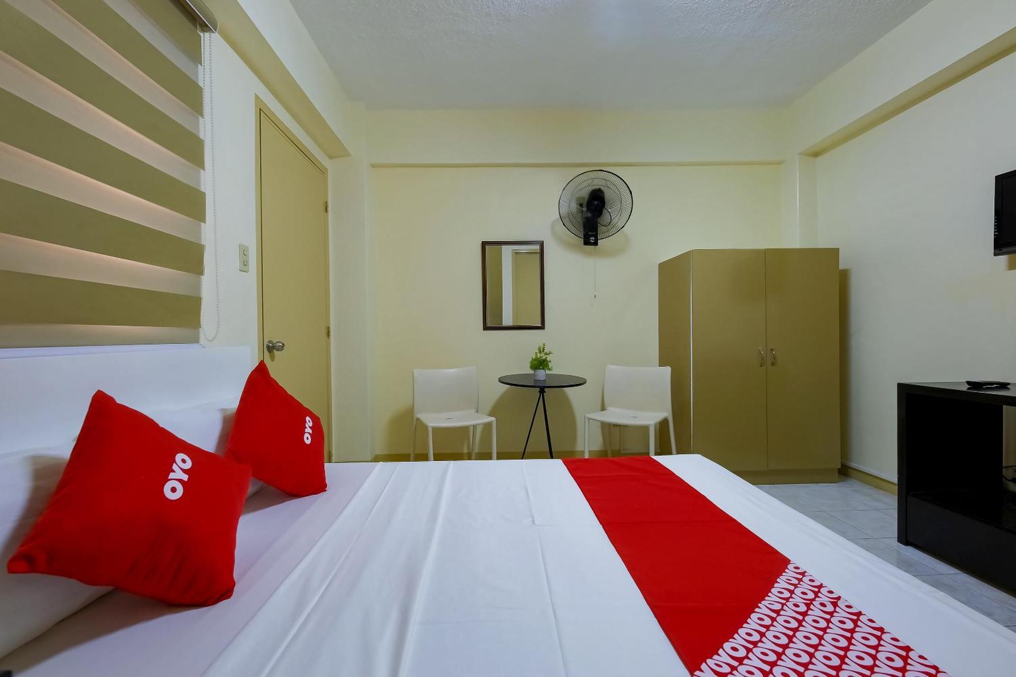 Oyo 840 Orangenest Apartelle Manila Exteriör bild