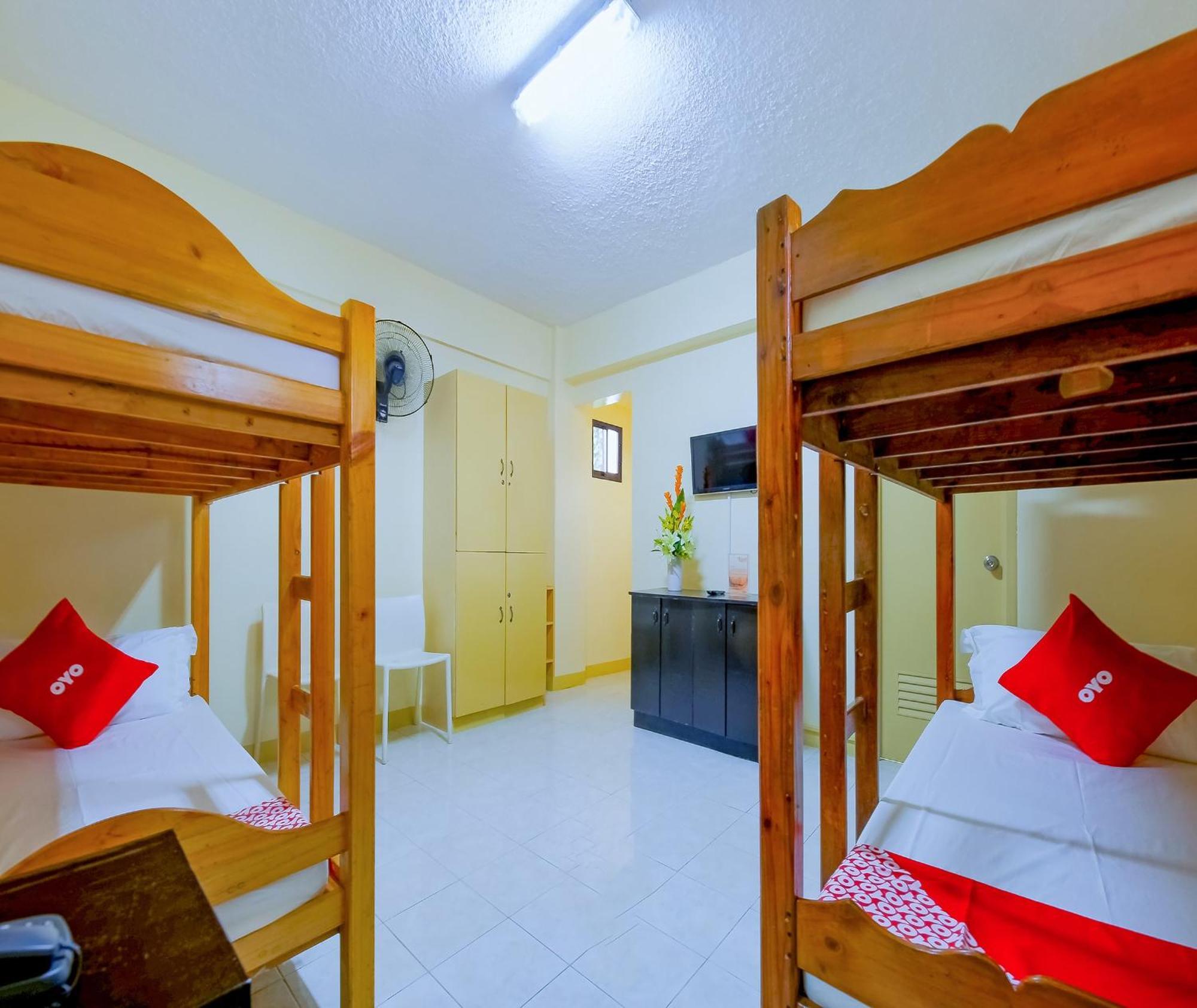 Oyo 840 Orangenest Apartelle Manila Exteriör bild