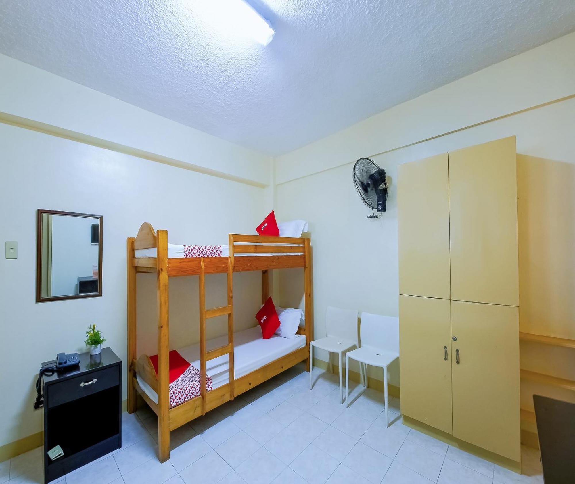 Oyo 840 Orangenest Apartelle Manila Exteriör bild