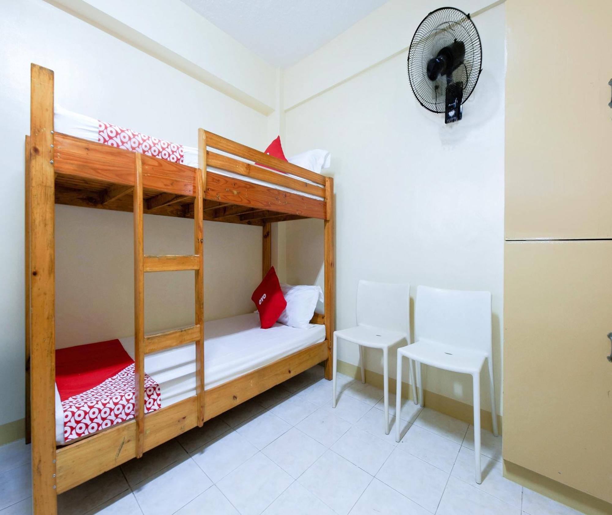 Oyo 840 Orangenest Apartelle Manila Exteriör bild